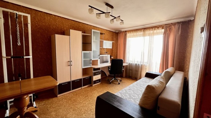 Продам 1 к  кв, м Индустриальная, пВосточный, сертификат- да - фото 1