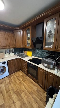 Продаж трикімнатної квартири з ремонтом, меблями та технікою, топ пропозиція! - фото 1