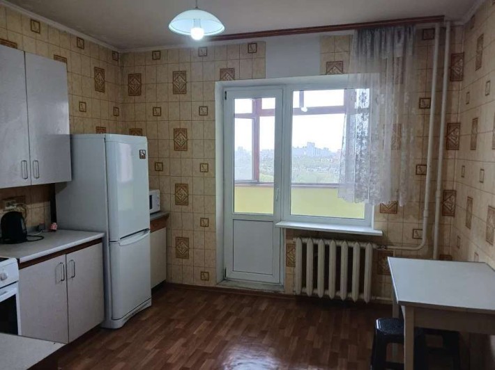 Продаж 3-к квартири вул. Пчілки 4 - фото 1