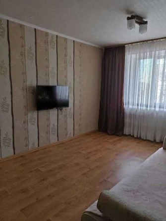 Продам 2комнатная квартира по ул. Гвардейцев Широнинцев  за 25000 с торгом !   АЕ - фото 1