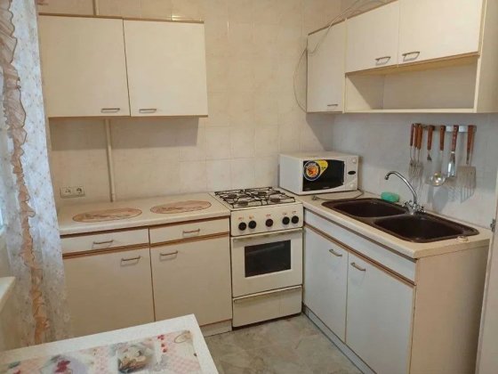 Продам 1 кв.ул Гвардейцев Широнинцев,м.Ак Павлова,Барабашова,Салтовка