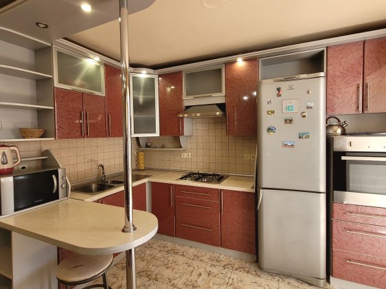 Продам 3-к, 83м, дом 2001г, кирпич, Британская 23а, метро Киевская Харьков