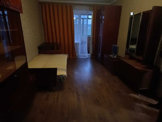 Здам хорошу 1к кв-ру з ГАЗОВОЮ плитою з меблями та технікою в центрі Бровари