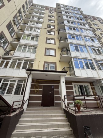 Оренда великої 1к квартири. Центр Бучі. - фото 1