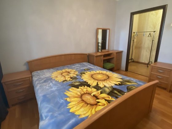 Оренда  просп Чераоной Калини , 4Б Киев