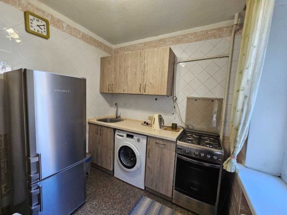 Оренда 1 кімнатна  квартира Олени Теліги м. Дорогожичи вільна Шевнченківський район Киев