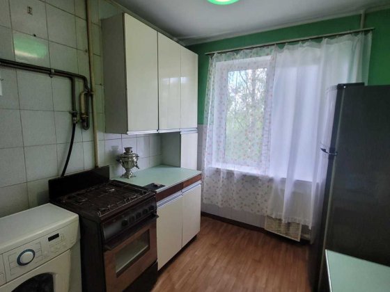 Сдам 2к Шевченківський р-н м Сирець 5 хвилин вул Щусєва буд 42 Київ