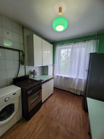 Сдам 2к Шевченківський р-н м Сирець 5 хвилин вул Щусєва буд 42 - фото 1