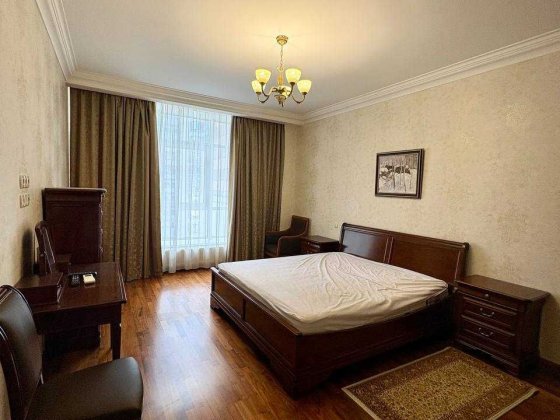 Здається в оренду квартира в ЖК “Новопечерські Липки” Київ