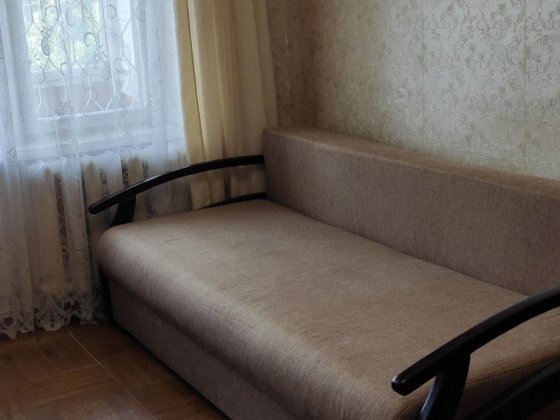 Метро "Дарниця", "Чернігівська" пішки - однокімнатна чиста квартира Киев
