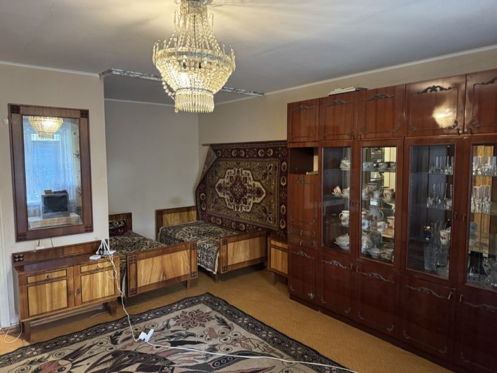 Здам простору 1к.кв.можна з тваринами.Облаштована необхідним.Парк Дубки. - фото 1