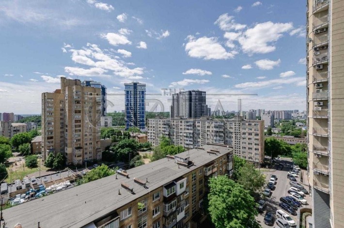 Оренда преміальної квартири в ЖК Busov Hill - фото 1