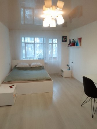 Здається 2- х кімнатна кварира 350 доларів в місяць плюс комуналка - фото 1