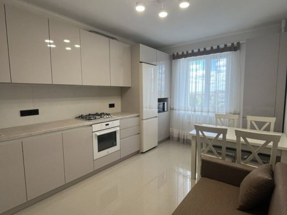 Оренда 1 кімнатної квартири ,перше поселення Зелений масив Луцк