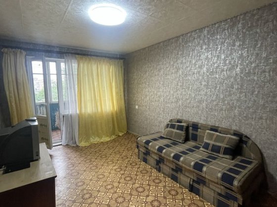 Оренда 2 кім. квартири на Ластівці  (Долгінцевський район) Кривой Рог