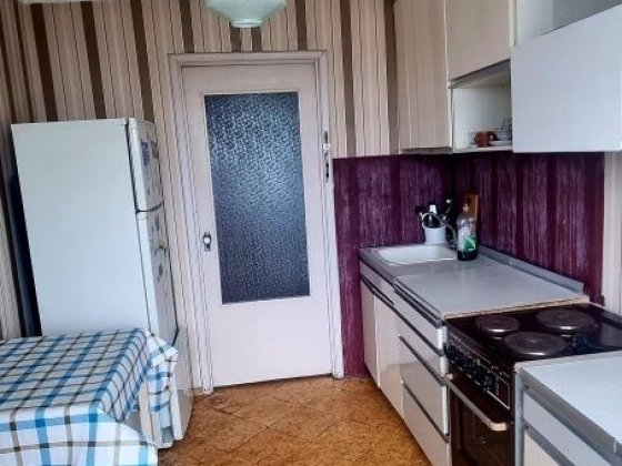 Оренда 2к Виставка по Зарічанській Хмельницкий