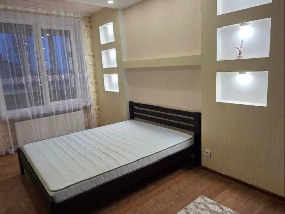 Здам простору квартиру в хорощому районі Хмельницкий