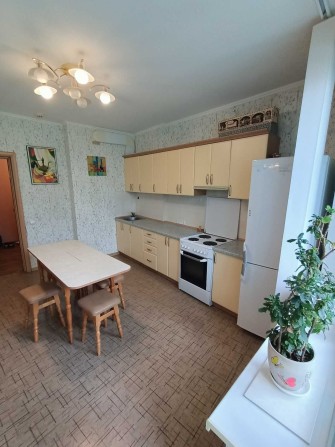 1 кімн. кв. 60 м2 Дніпровська набережна 19В метро Осокорки Рівер Мол генератор - фото 1