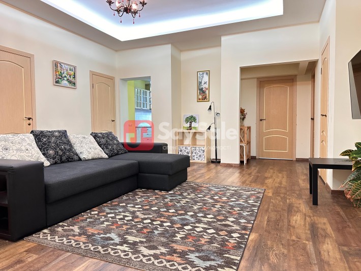 Здам 3К квартиру, ЦЕНТР, біля Цирку, вул. Кониського (Тургенівська) 46 - фото 1
