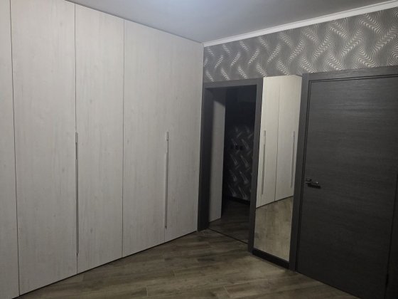 Здам 3 кімнатну кв вул.Олександри Екстер 3 Киев