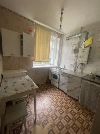 Сдам Центр 3 ком квартира - фото 1