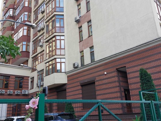 Власник. Лук’янівка. 1-к 62кв.м. Коперника 11. Генератор Киев
