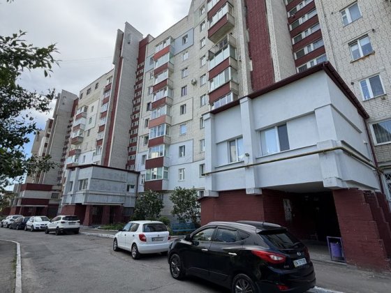 Здам в оренду трикімнатну квартиру на Гайдамацькій ,35 Ровно