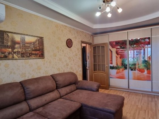 Сучасна квартира на Шуменському. Вікна на Миколаїв . Херсон