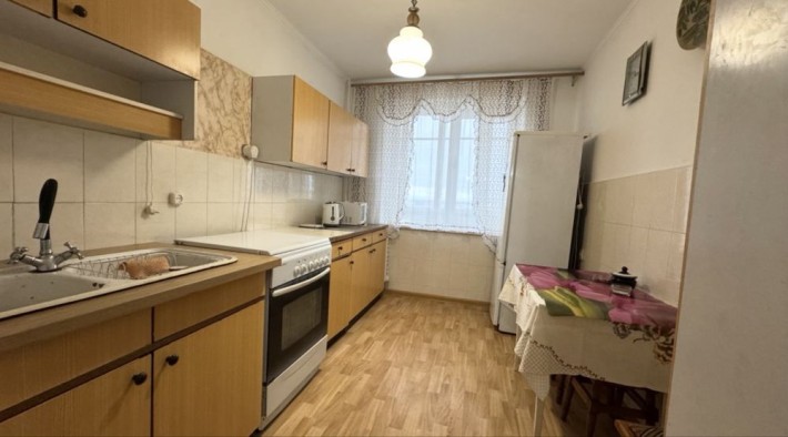 Оренда 3 кім квартири. 12 школа. Можна робочим бригадам. - фото 1