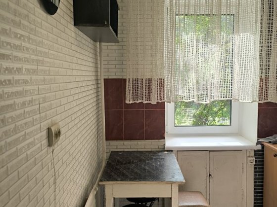 Затишна 1-Кімнатна Квартира В Районі Голівуду Чернигов