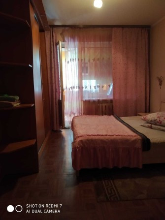 Здається трьохкімнатна квартира, можна робочим короткий строк військовим - фото 1