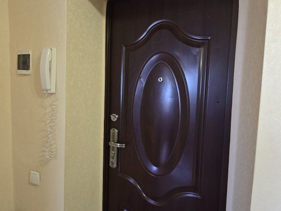 1к кв на Вишеньці для 1 дівчини
