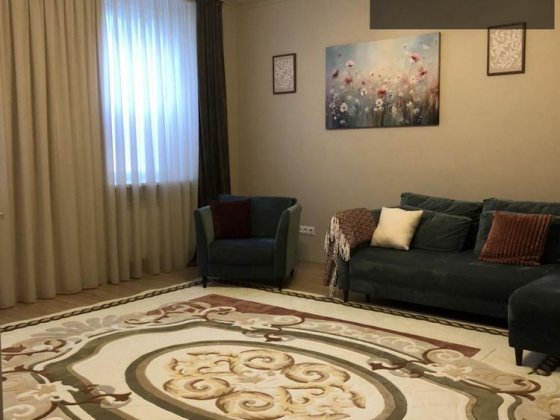Оренда 2-кімнатної квартири в центрі міста — наб. Незалежності, район Рафанди