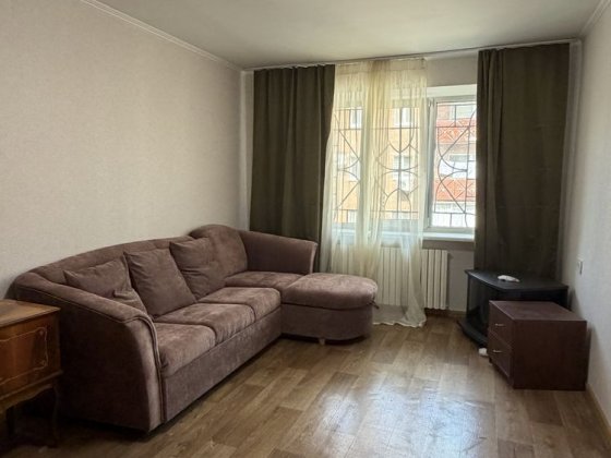 Здається 3 кімнатна  квартира , пр. Науки,133 Днепр