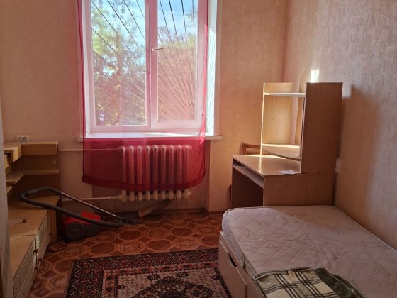 Сдам двухкомнатную ПМ квартиру в Заводском районе Запорожье