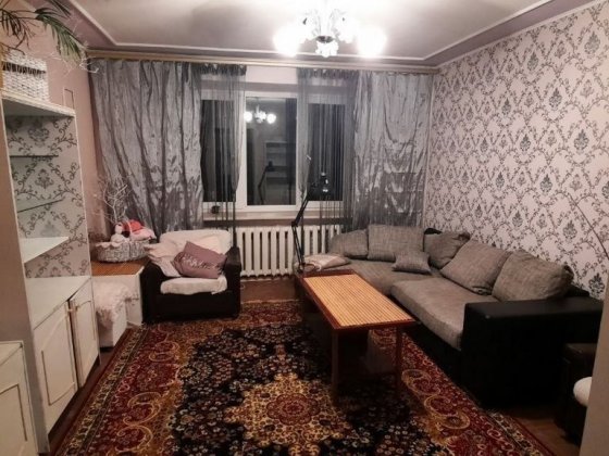 Здається  двокімнатна квартира в БОСах(військовий інститут). Житомир