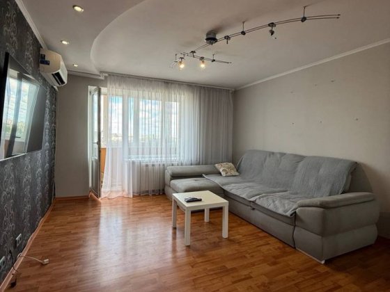 3шка в центрі міста , доступна на короткий та довгий термін Житомир