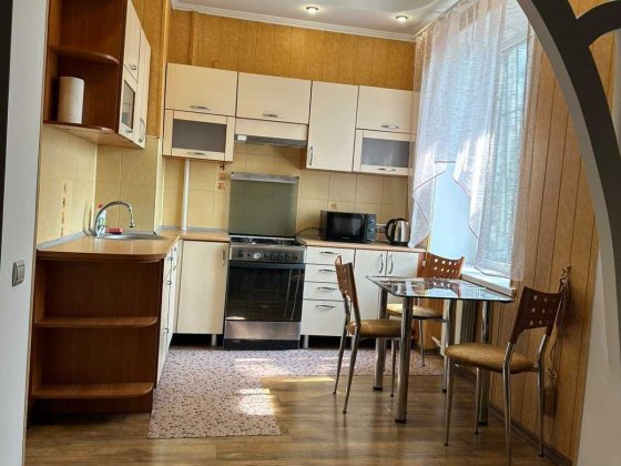 3х  кв студио  евро  полнометражная евро  квартира    Малый рынок Запоріжжя