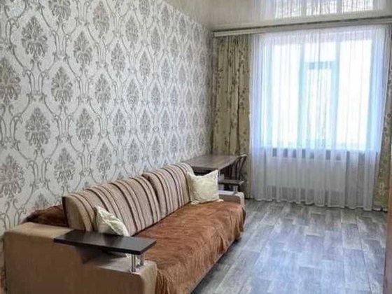 сдам 2к квартиру на Тополе 1