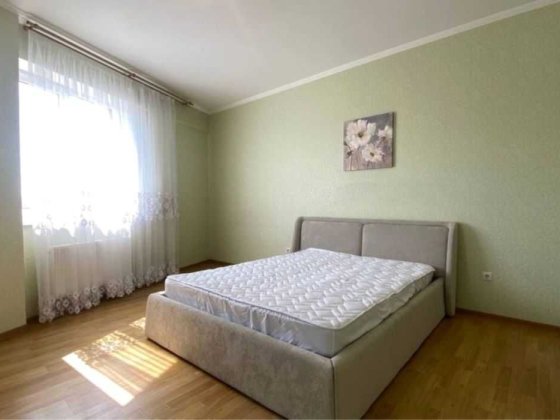 Здається простора 2-кімнатна квартира на вул.Полігонна 10 Дніпро