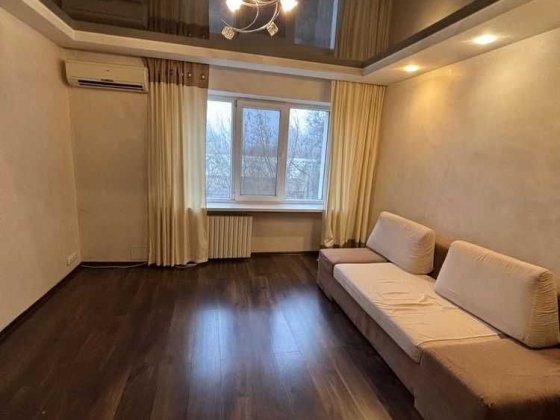 Здається двокімнатна квартира на вул.Янгеля 22 Днепр