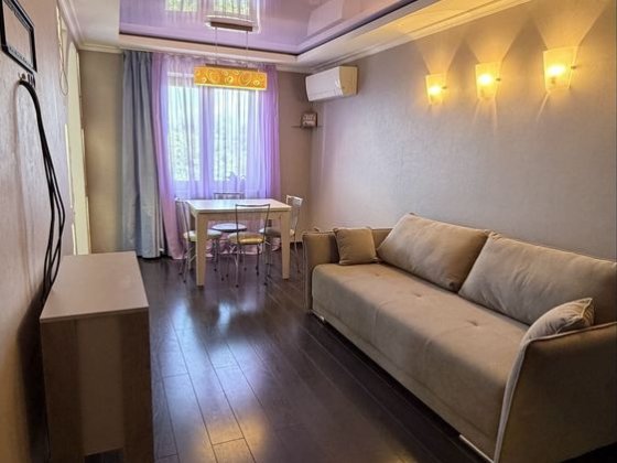 Шикарна квартира в закритому дворі(9 слободській) Николаев