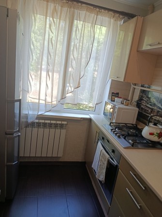 Сдаю 1к/кв пр.Центральный/2 Слободская 4/9 Кирп, мебель,техника 4500 - фото 1