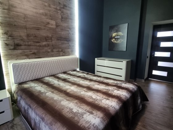 Перша сдача!Центр(Соборна) 2-к кв. 4 поверх,сталінка,автономка Николаев