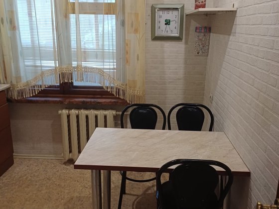 Сдам 2х ком квартиру 3/9 Академ. Янгеля