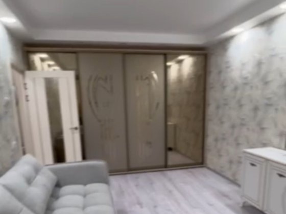 Сдам 1 комн. квартиру40 кв.м.,на Донецком шоссе д.3, 15000 грн.Своя.