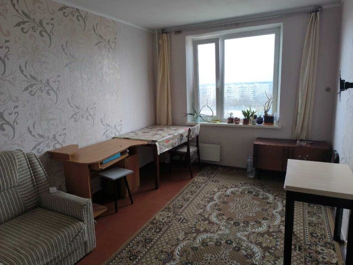 сдам в аренду комнату в 3х комн.кв на Алексеевке 17кв.м - фото 1