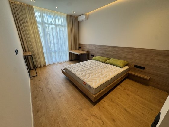 Первая аренда. ЖК IQ house. Паркинг. Генератор. Центр