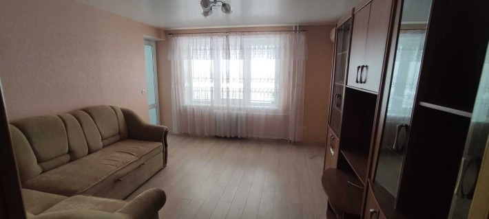 Сдам 2к квартиру с ремонтом ремонт Тополь 2 д 37 район АТБ Чешка - фото 1