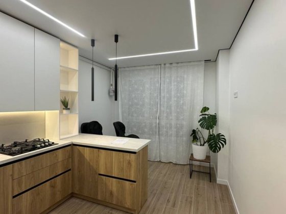 Найкраща пропозиція на ринку оренди . Квартира в новобудові пл вул Роксоляни клансий сучасний ремонт Львов